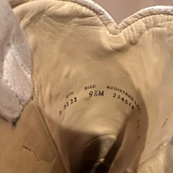 Cream Leather Western Boots - Picture 2 of 6